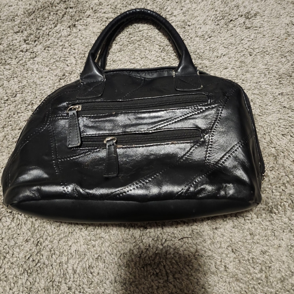 Elegant Black Leather Handbag